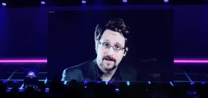 Edward Snowden: Bitcoin scheitert als elektronisches Bargeldsystem