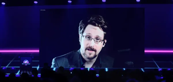 Edward Snowden: Bitcoin scheitert als elektronisches Bargeldsystem